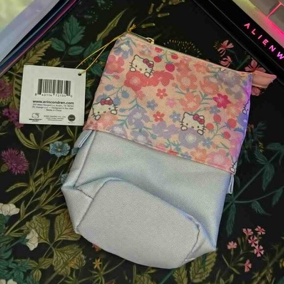 Hello Kitty Meadows Stand Up Pencil Case By Erin Condren NEW w/tag - Picture 3 of 4